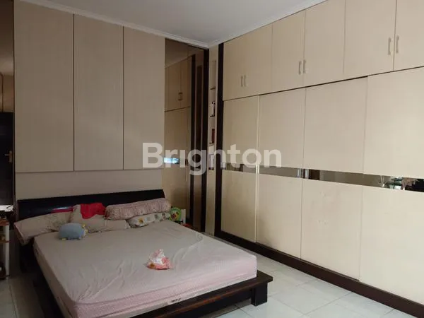 image RUKO HUNIAN 4 LANTAI JALAN LEBAR, FURNISH, DAN BEBAS BANJIR. (6)