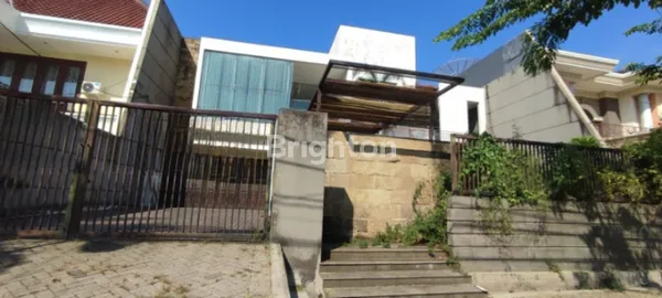 Gambar Property RUMAH 2 LANTAI MINIMALIS BAGUS SIAP HUNI BOULEVARD UTAMA ARAYA TAHAP 1 DEKAT RAYA MERR KERTAJAYA INDAH MANYAR TOMPOTIKA DHARMAHUSADA