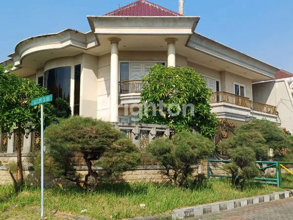 image RUMAH 2 LANTAI FULL FURNISH DI GALAXY BUMI PERMAI SURABAYA (1)