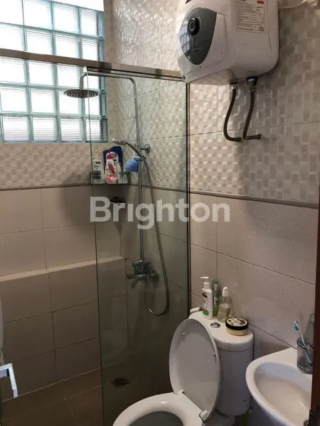 image RUMAH TENGAH KOTA SAYAP RAJAWALI 2 LT FULL FURNISHED DALAM CLUSTER DEKAT RS RAJAWALI  (6)