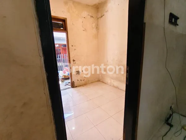 image RUMAH DI PENJARINGAN SARI DKT PANDUGO MERR (7)