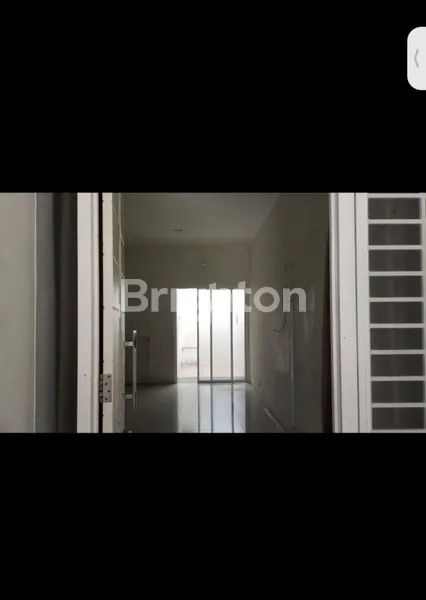 image RUMAH 2 LANTAI SIAP HUNI LEBAK ARUM !! (1)