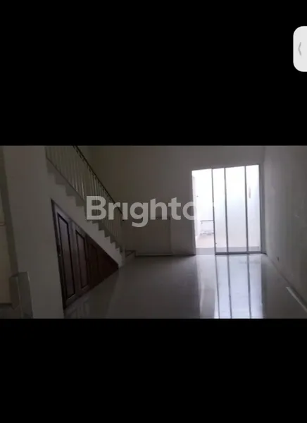 image RUMAH 2 LANTAI SIAP HUNI LEBAK ARUM !! (4)