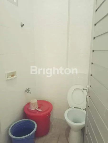 image DISEWAKAN RUMAH STRATEGIS (7)