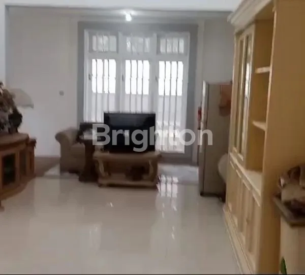 image RUMAH MEWAH MURAH LEGENDA WISATA CIBUBUR CLUSTER ACROPOLIS SELATAN BOGOR (4)