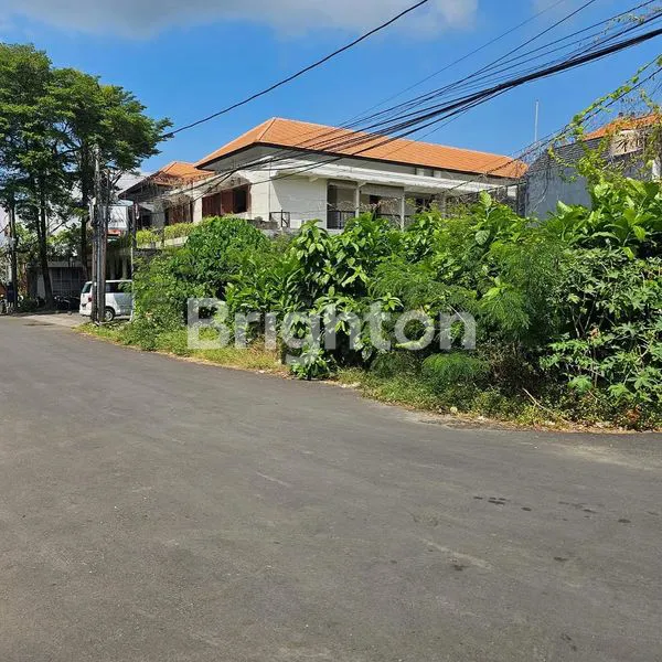 image LAHAN KECIL HOOK DI KAWASAN VILLA DEWI SARASWATI, SEMINYAK - BALI (5)