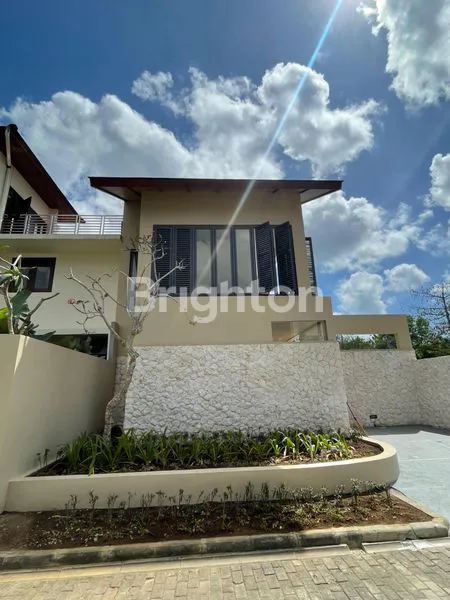 image VILLA MEWAH 3BR + POOL, PREMIUM AREA JIMBARAN, DEKAT PANTAI (1)