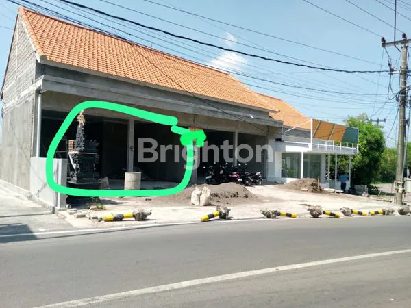 image DISEWAKAN TOKO STRATEGIS DI CANGGU COCOK UNTUK RETAIL & CAFé (6)