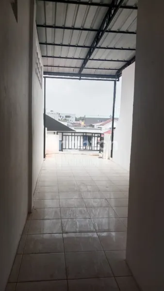 image RUMAH MEWAH DI ANGGREK MAS 1 BATAM (5)