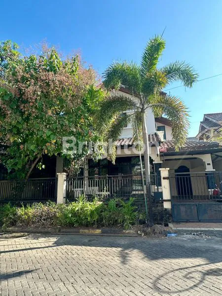 image RUMAH TENGAH KOTA DI KOMPLEKS PREMIUM (1)