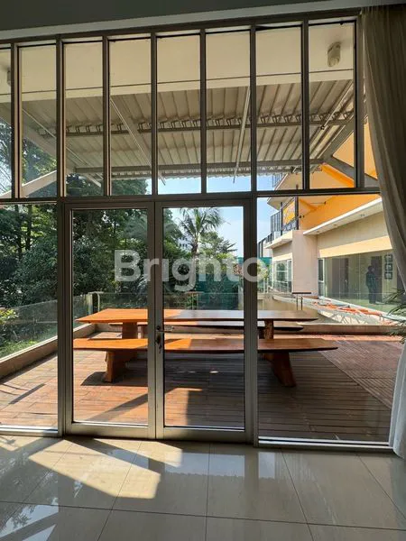 image RUMAH BESAR SANGAT MEWAH FULL FURNISHED ALAM SUTERA (5)