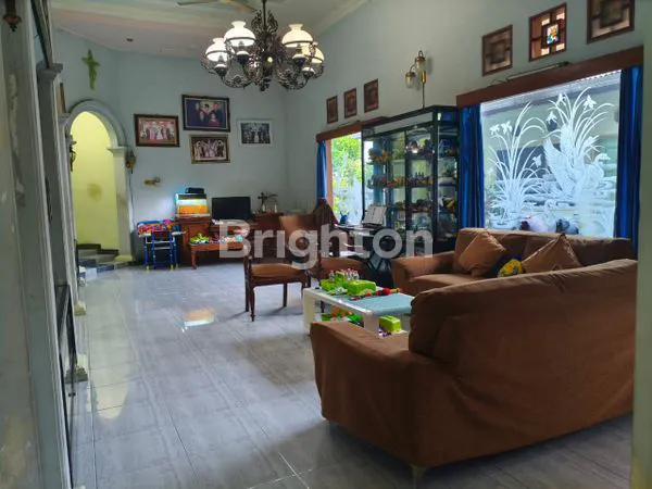 image RUMAH + USAHA CUCI MOBIL DI NGASEM KEDIRI (3)