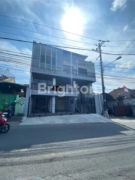 image RUMAH / RUKO STRATEGIS DI TANGKUBAN PERAHU DENPASAR DEKAT KEROBOKAN (2)