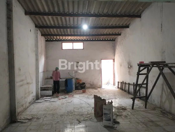 image RUKO 3 LANTAI STRATEGIS DI JL. RAYA MOJOPAHIT PUSAT KOTA MOJOKERTO (2)