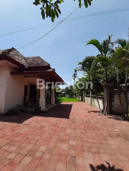 image DIJUAL RUMAH LANTAI DUA LOKASI SANGAT STRATEGIS, VIEW BAGUS DAN TENANG  (2)