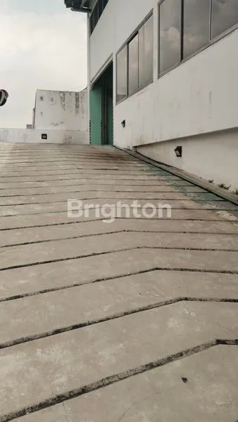 image GEDUNG EX. SHOWROOM DI SUNTER, 3 LT, PARKIR LUAS (6)