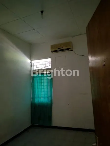 image RUMAH 1.4 LANTAI BUTUH RENOV AREA RUNGKUT MEDOKAN SURABAYA (4)