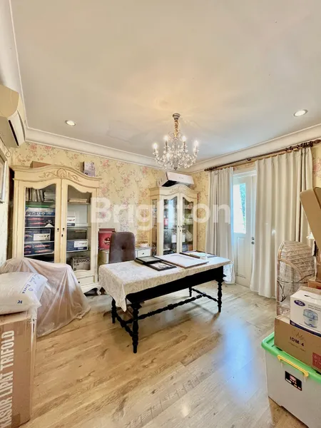 image DIJUAL RUMAH TURUN HARGA BUTUH CEPAT LAKU FULL FURNISH SURABAYA SELATAN JEMURSARI REGENCY (5)