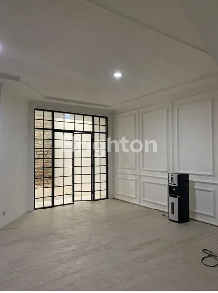 image RUMAH MEWAH 2 LANTAI DI TANJUNG DUREN DEKAT MALL CENTRAL PARK (7)