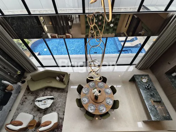 image RUMAH MEWAH LAYTON NAVAPARK BSD TANGERANG (3)