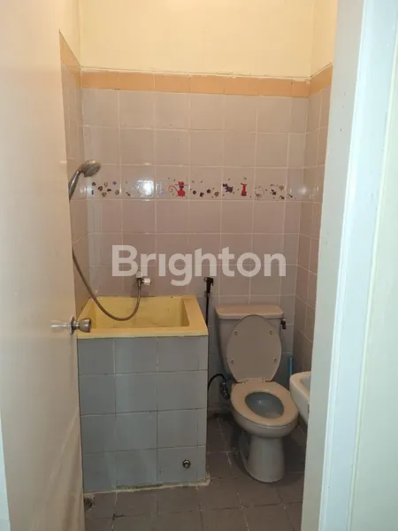 image RUMAH DI JABABEKA CIKARANG  (8)