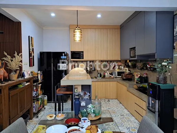 image RUMAH IMPIAN DILOKASI STRATEGIS GRAHA RAYA (8)