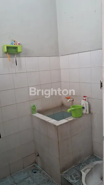 image RUKO DUA LANTAI DI PUSAT KOTA MALANG (5)