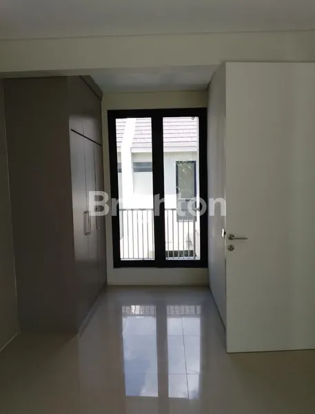 image RUMAH BARU SEMI FURNISH NORTHWEST CITRALAND DEKAT GRAHA NATURA, GRAND PAKUWON DAN UC (7)