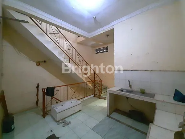 image RUKO 3 LANTAI STRATEGIS DI JALAN RAYA MENCENG TEGAL ALUR, SHM SEWA/JUAL (6)