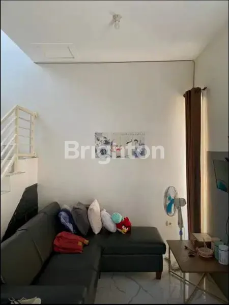 image RUMAH DI JADE HAMLET - MENGANTI GRESIK (3)