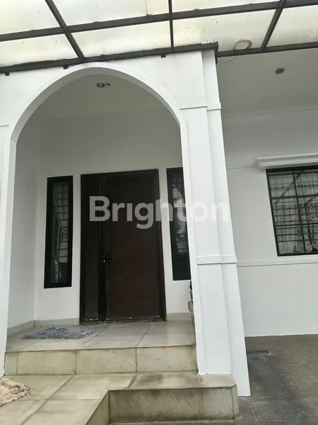 image DIJUAL RUMAH CANTIK DI MERUYA DEKAT IPEKA (1)