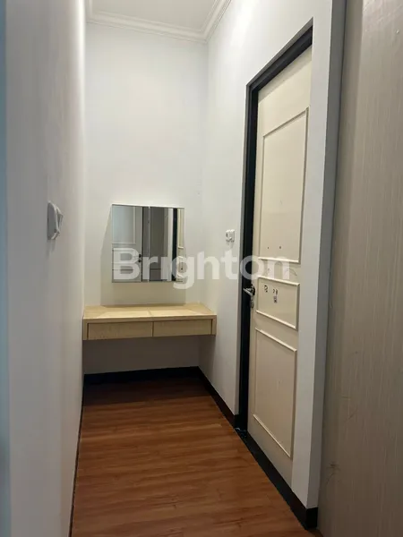 image DIJUAL RUMAH CANTIK DI MERUYA DEKAT IPEKA (5)