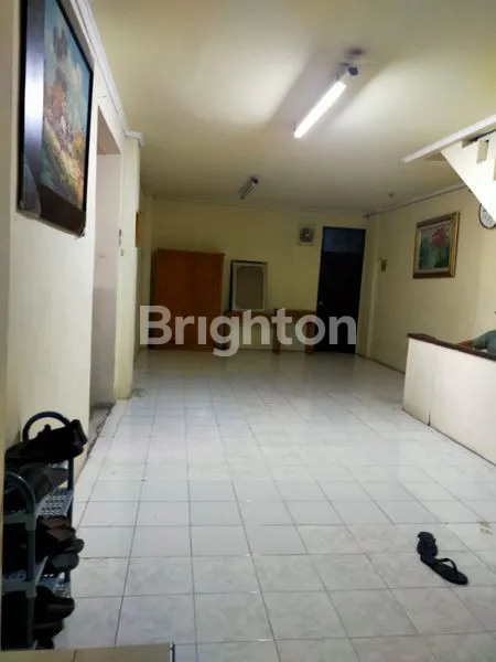 image 5 RUKO GANDENG DISEWA / JUAL DAERAH STRATEGIS  CIDENG DI K.H.WAHID HASYIM, JAKARTA PUSAT (8)