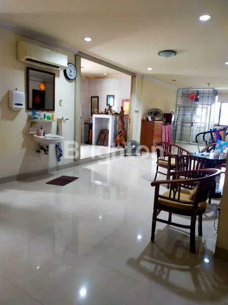 image 5 RUKO GANDENG DISEWA / JUAL DAERAH STRATEGIS  CIDENG DI K.H.WAHID HASYIM, JAKARTA PUSAT (4)