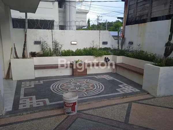 image RUMAH MEWAH 8KT LT 682M2 PERTAMINA GOLF (1)