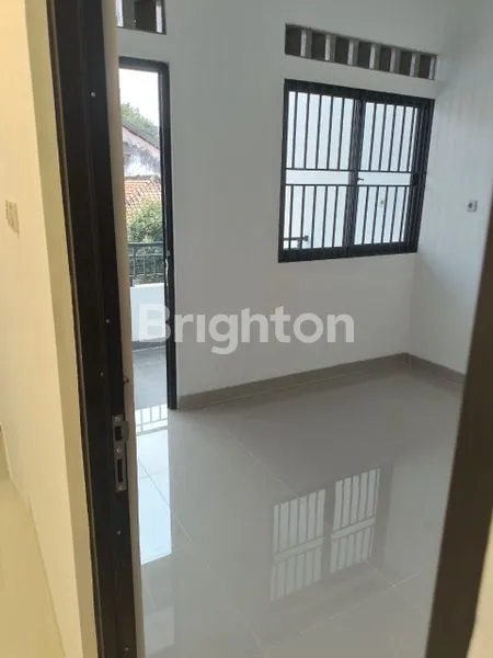 image RUMAH BARU RENOV DISEWAKAN SIAP HUNI PONDOK PINANG JAKARTA SELATAN 100JT NEGO (7)