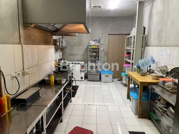 image DISEWAKAN RESTO FULL FURNISHED DI RENON DENPASAR (3)