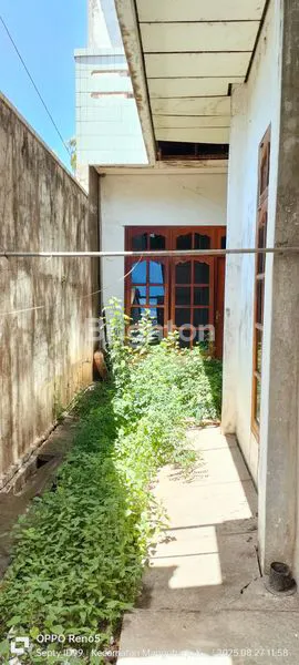 image RUMAH MEWAH 8KT STRATEGIS DEPAN YONIF 501 MADIUN LT 752M² (3)