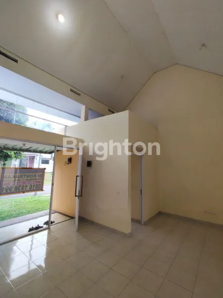 image RUMAH CANTIK LT 162 METER SIAP HUNI DI GREEN VALLEY SENTUL CITY BOGOR (3)