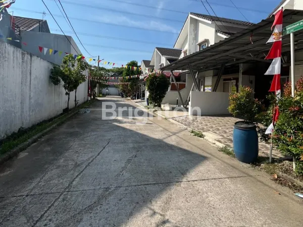 image RUMAH 2 LANTAI SIAP HUNI DI DARMAWANGSA RESIDENCE CLUSTER SINGOSARI, HANYA 3 KM DARI TOL GABUS (8)