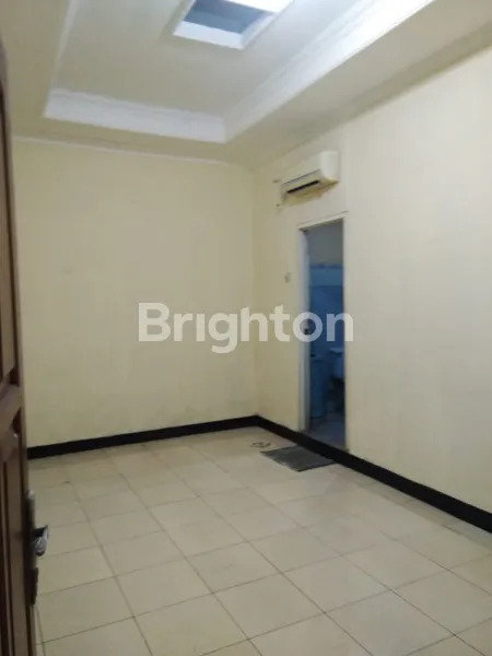 image RUMAH STRATEGIS DI BINTARO DEKAT PONDOK INDAH (5)