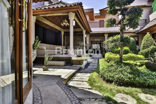 image DIJUAL RUMAH MEWAH DI SUKAWATI - GIANYAR (4)