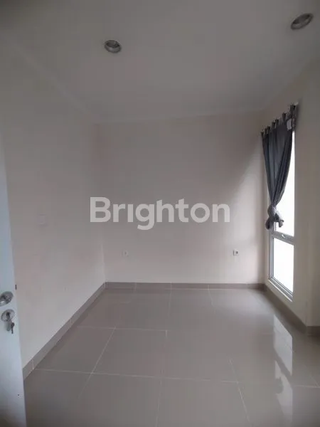 image RUMAH 2 LANTAI MODERN DI CLUSTER VERDI SYMPHONIA SUMMARECON GADING SERPONG – SIAP  HUNI! (6)