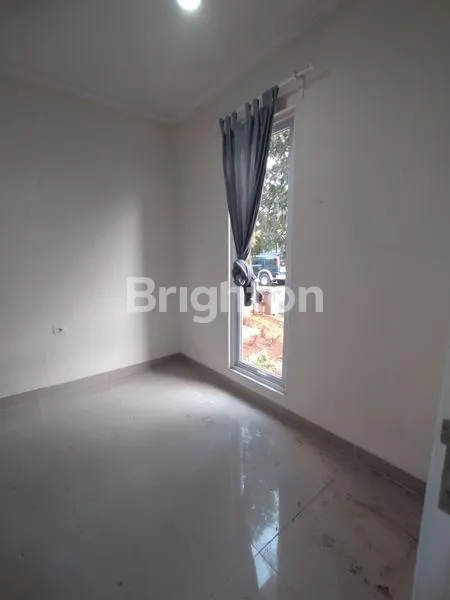 image RUMAH 2 LANTAI MODERN DI CLUSTER VERDI SYMPHONIA SUMMARECON GADING SERPONG – SIAP  HUNI! (2)