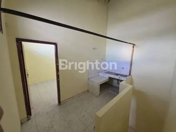 image MURAH!!! RUKO WISMA TROPODO 2 LANTAI DISEWAKAN LOKASU STRATEGIS RAMAI PENDUDUK (4)