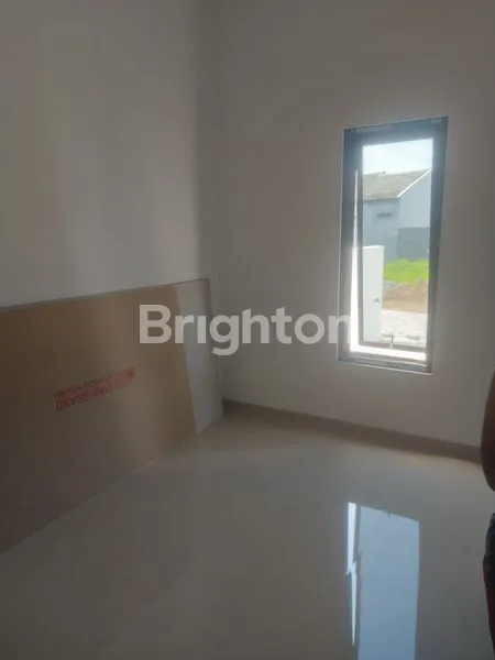 image DIJUAL CEPAT HUNIAN EXCLUSIF DI CLOUSETER PERUMAHAN CITRA GRAND (8)