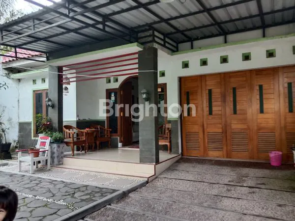 image RUMAH 2 LANTAI ASRI VIEW MERAPI DI KALIURANG KM 20 - SHM (1)