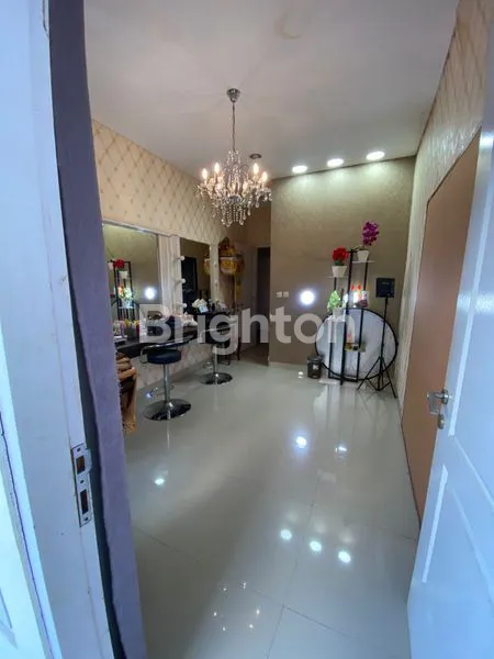 image RUMAH LANTAI 2 GARASI 2 MINIMALIS DI PUSAT KOTA (8)