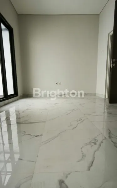 image RUMAH DEKAT PUSAT KOTA AREA KARANG EMPAT SURABAYA, 2 UNIT RUMAH BARU (4)