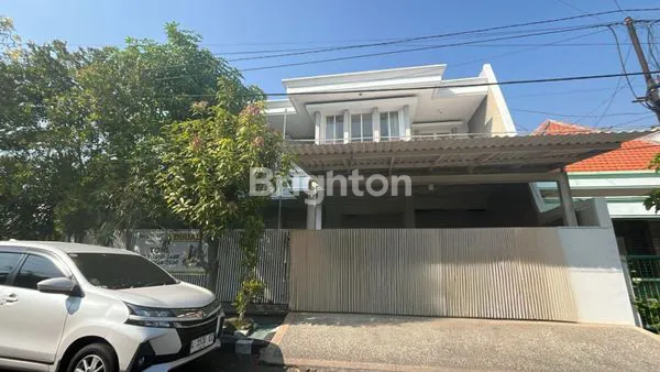 image  MURAH RUMAH 2 LANTAI FULL FURNISED DI MANYAR KARTIKA DEKAT ITS GALAXY MALL MERR PAKUWON CITY RS UNAIR KENJERAN (1)